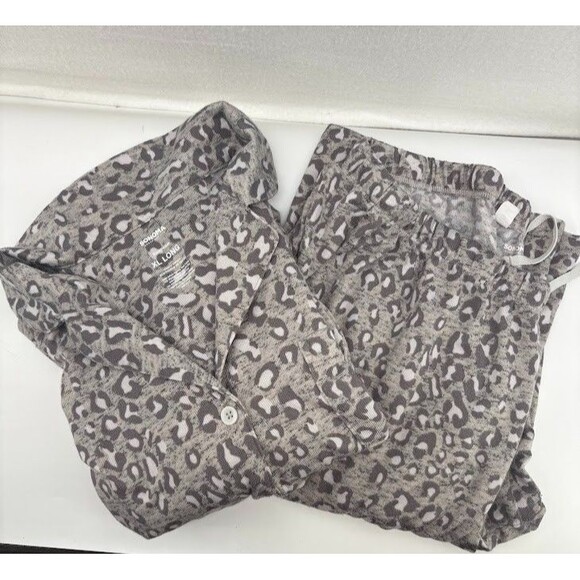 Sonoma Women's Pajamas Size XL LONG Cheetah Print Pants and Long Sleeves - Picture 1 of 6
